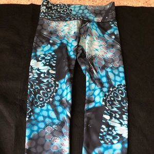 Capri workout pants